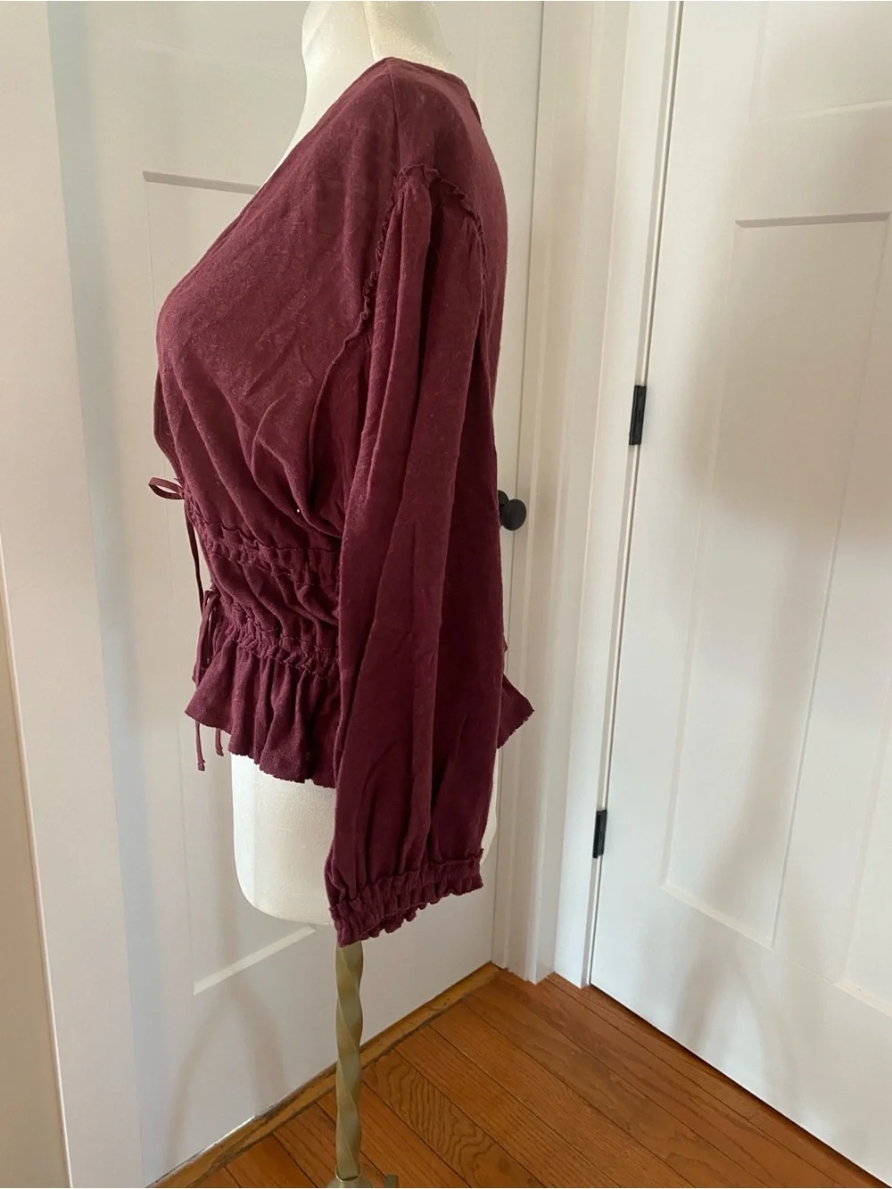 Free people NWT let’s go Tie-Front Peasant Top in Dusty Plum medium